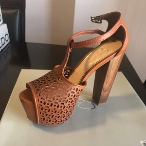 Jessica Simpson Heels